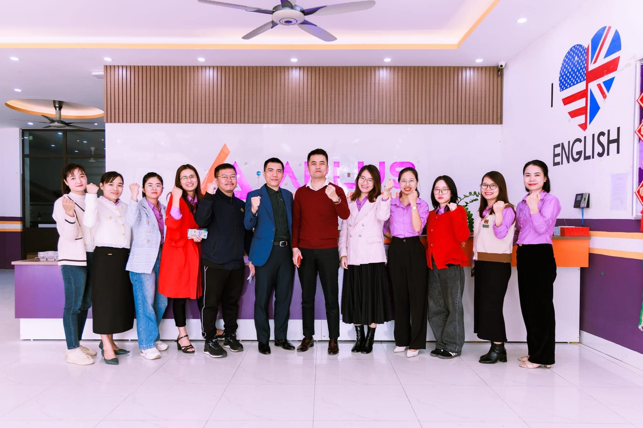 Tập đoàn Giáo dục và công nghệ Aplus 2