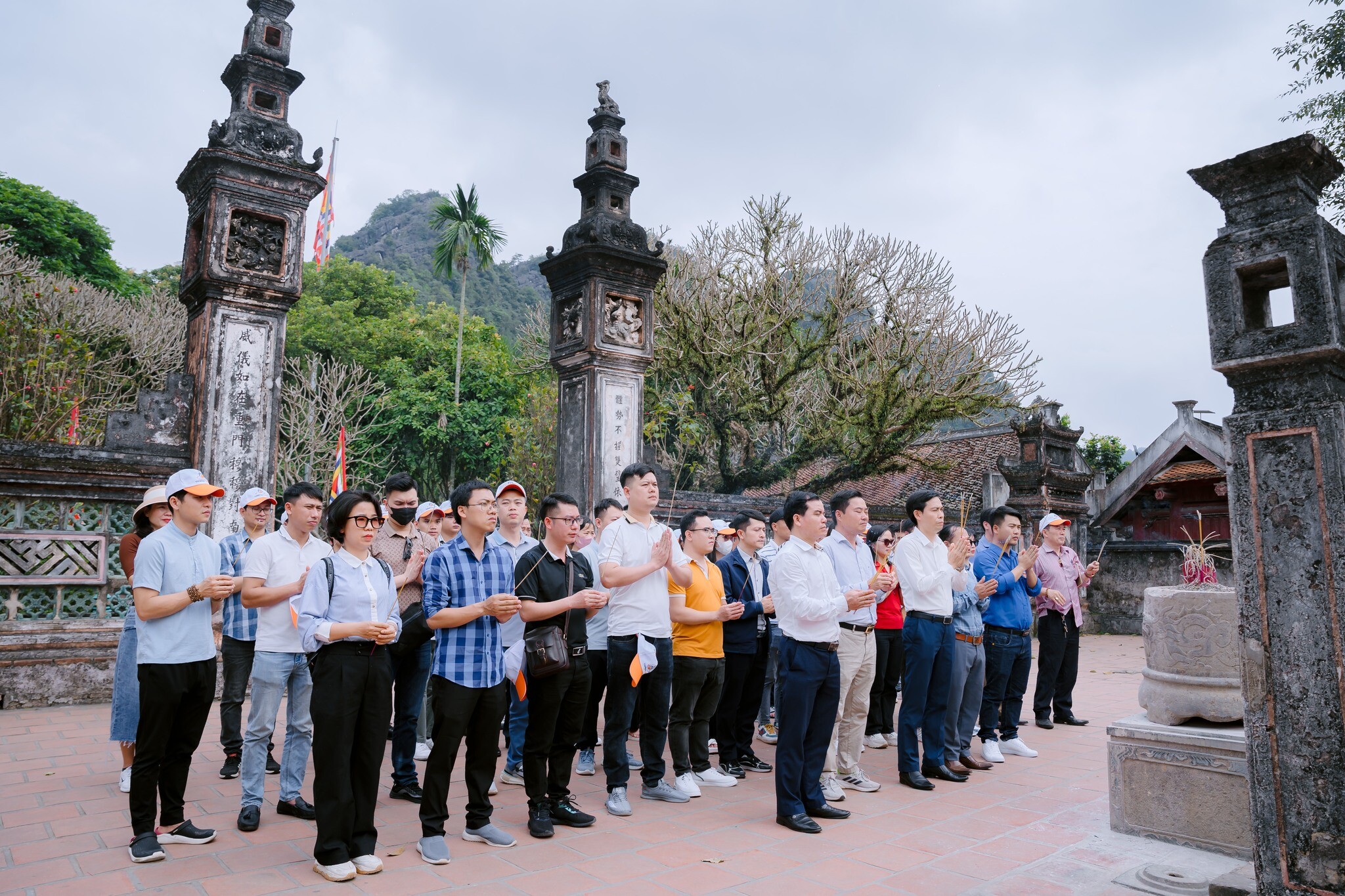 XÂY DỰNG BẢO TÀNG HỒ CHÍ MINH 9