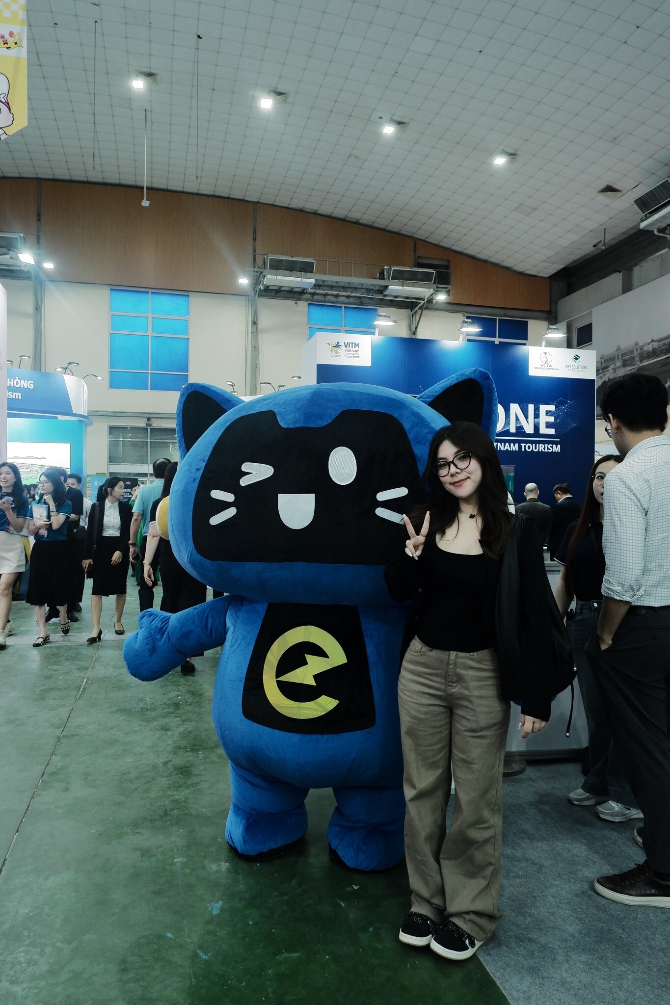 CÔNG NGHỆ EMBERA 10