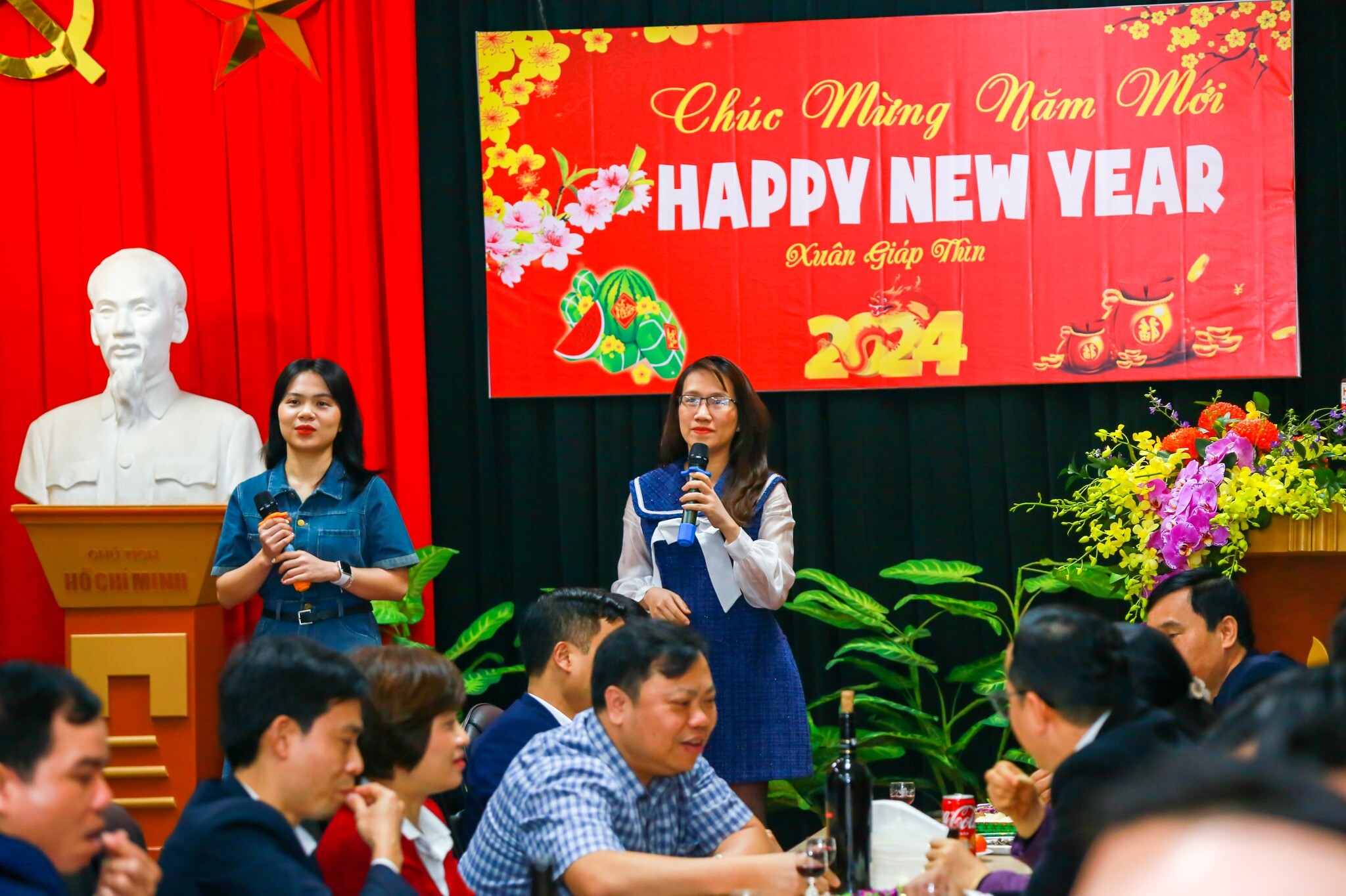 XÂY DỰNG BẢO TÀNG HỒ CHÍ MINH 1