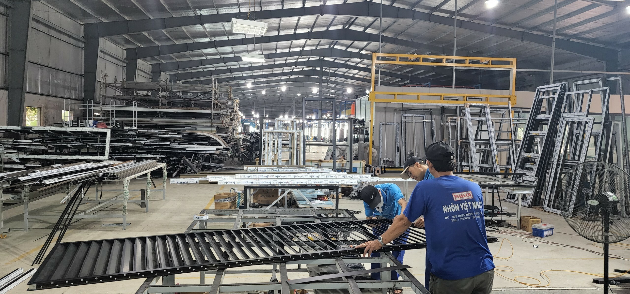 NHÔM KÍNH NAM ÂN 1