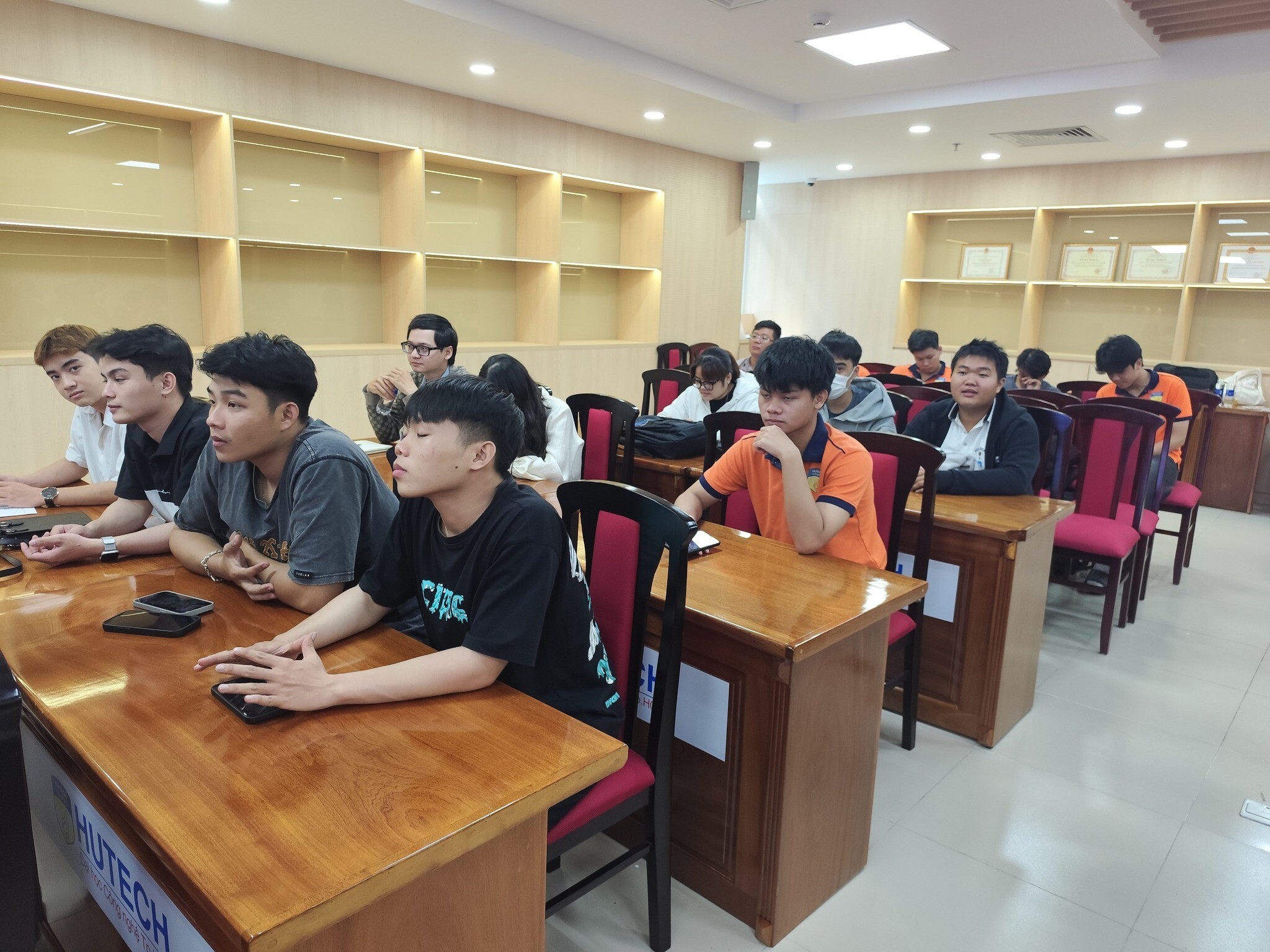 Địa Kỹ Thuật Và Nền Móng Thái Dương Hệ 12