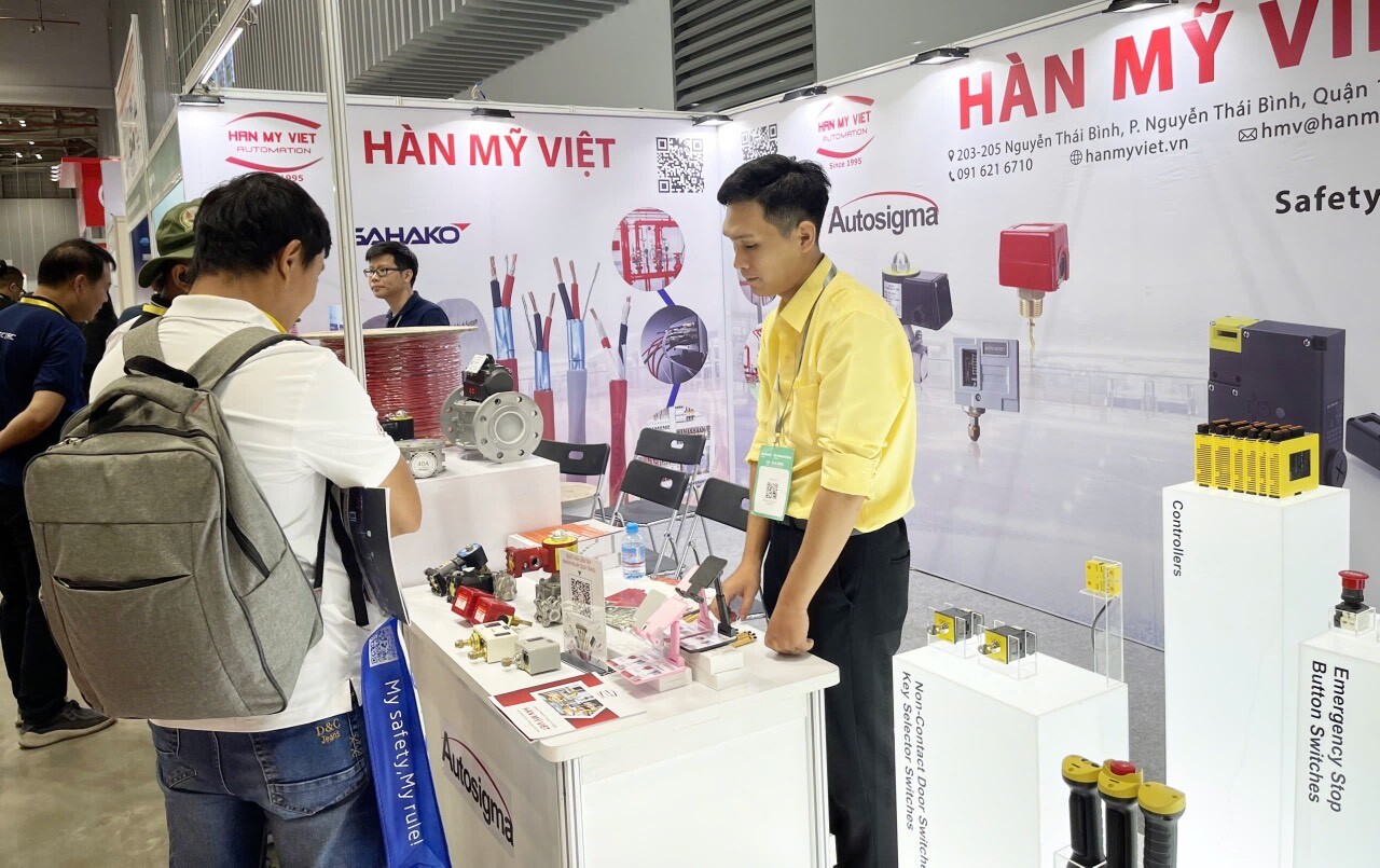 Kỹ Thuật Tự Động Hàn Mỹ Việt 9