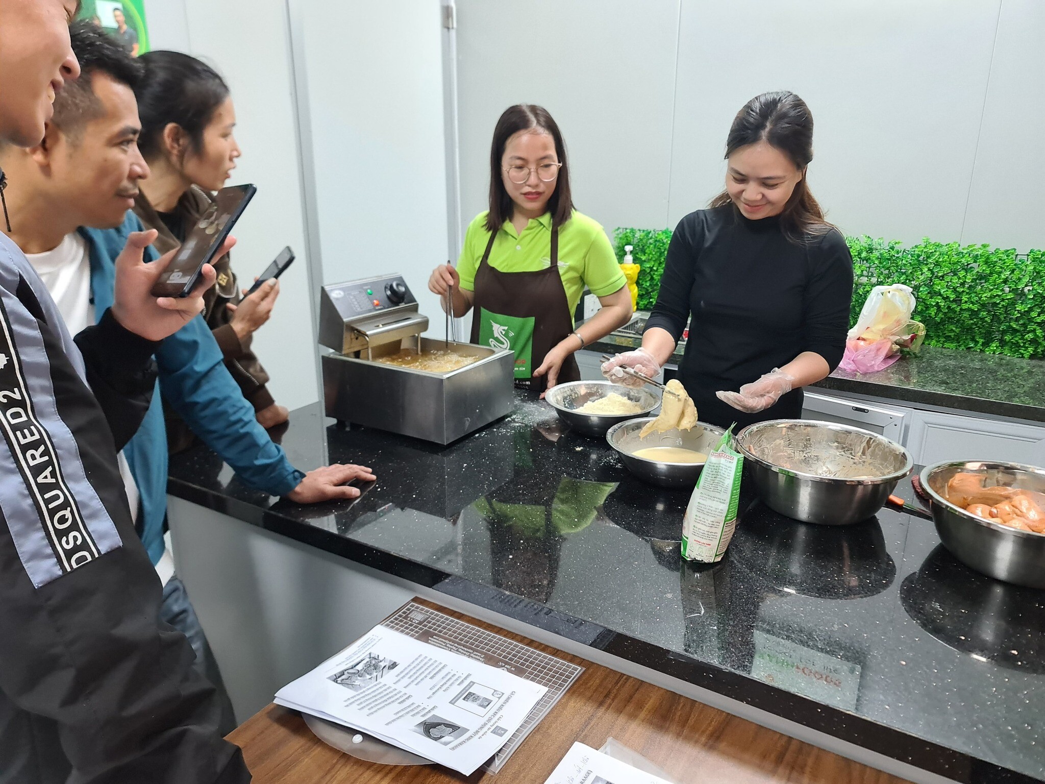 Thực phẩm Rồng Xanh 9