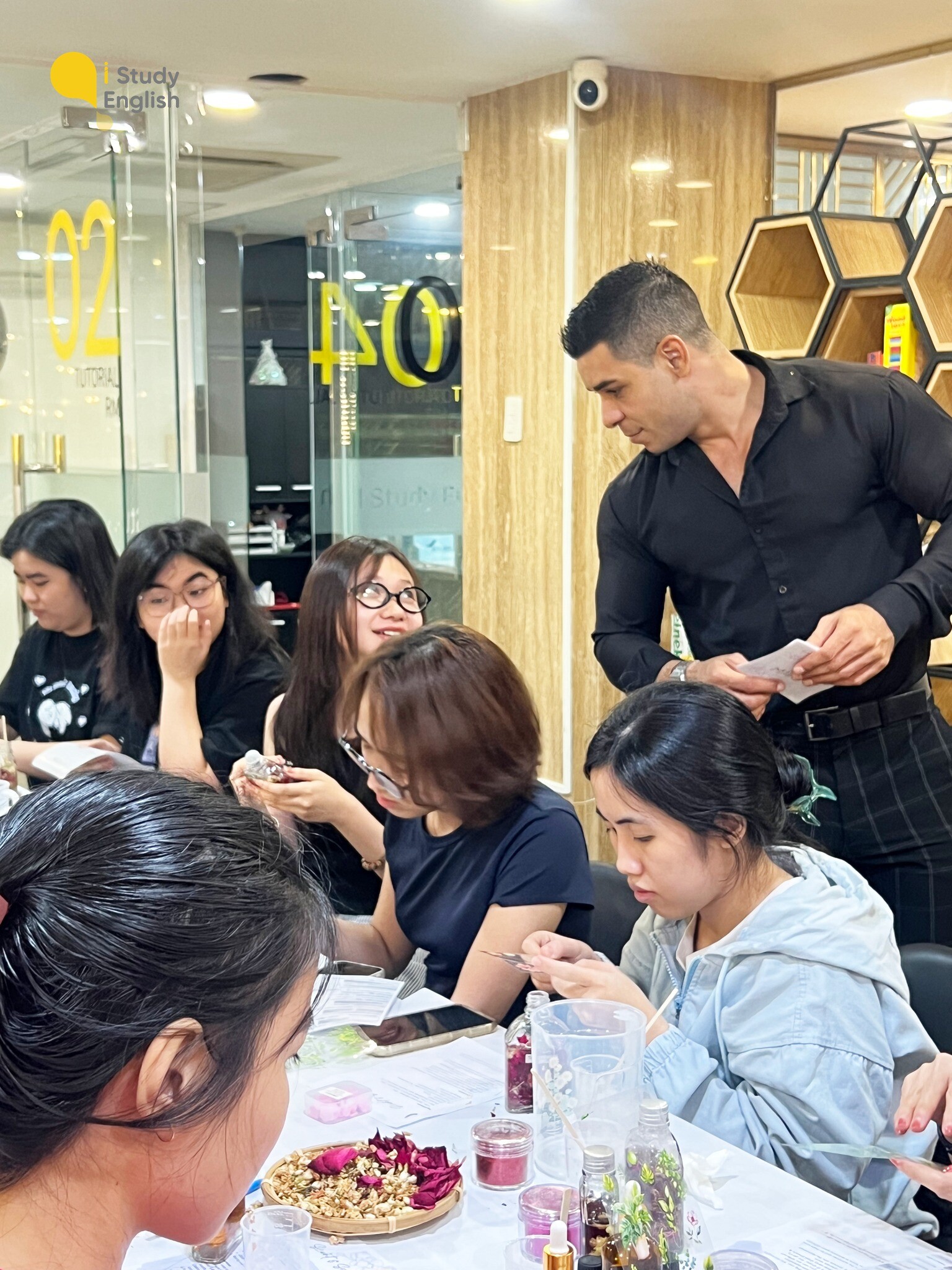 TƯ VẤN VÀ ĐÀO TẠO QUỐC TẾ ISE 4