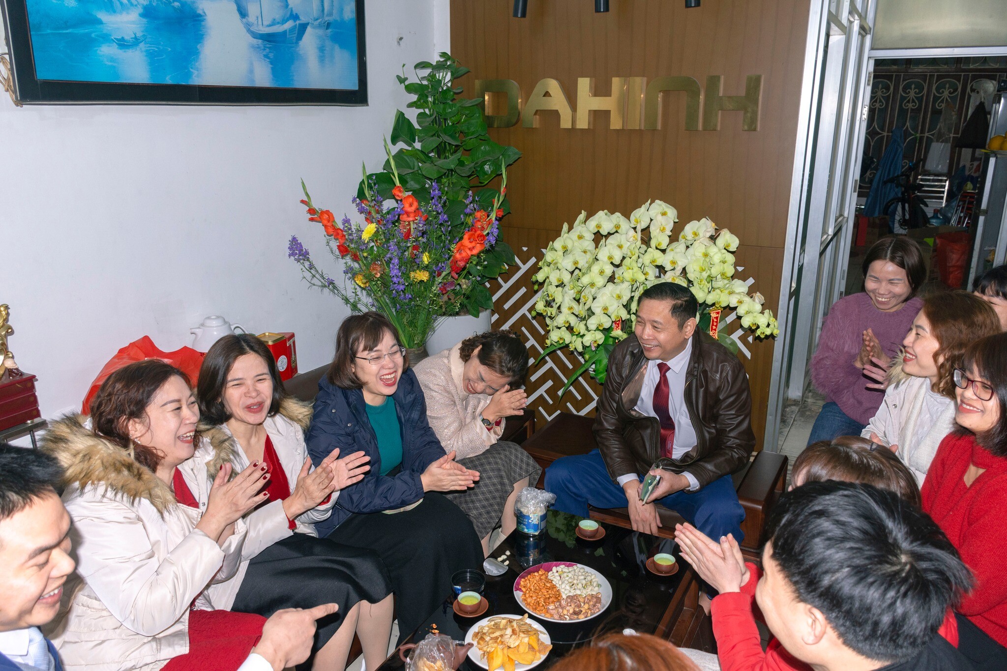 Sản xuất và thương mại Đa Hình 3