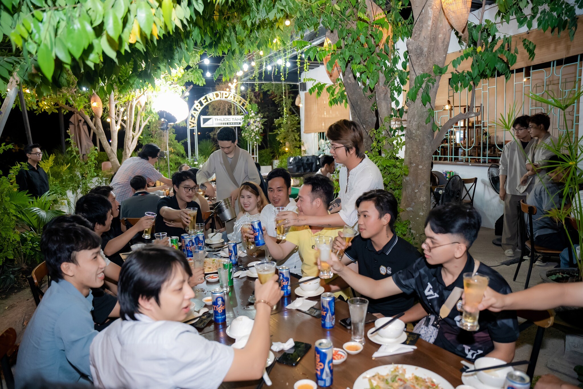 Tập đoàn Thước Tầm 1