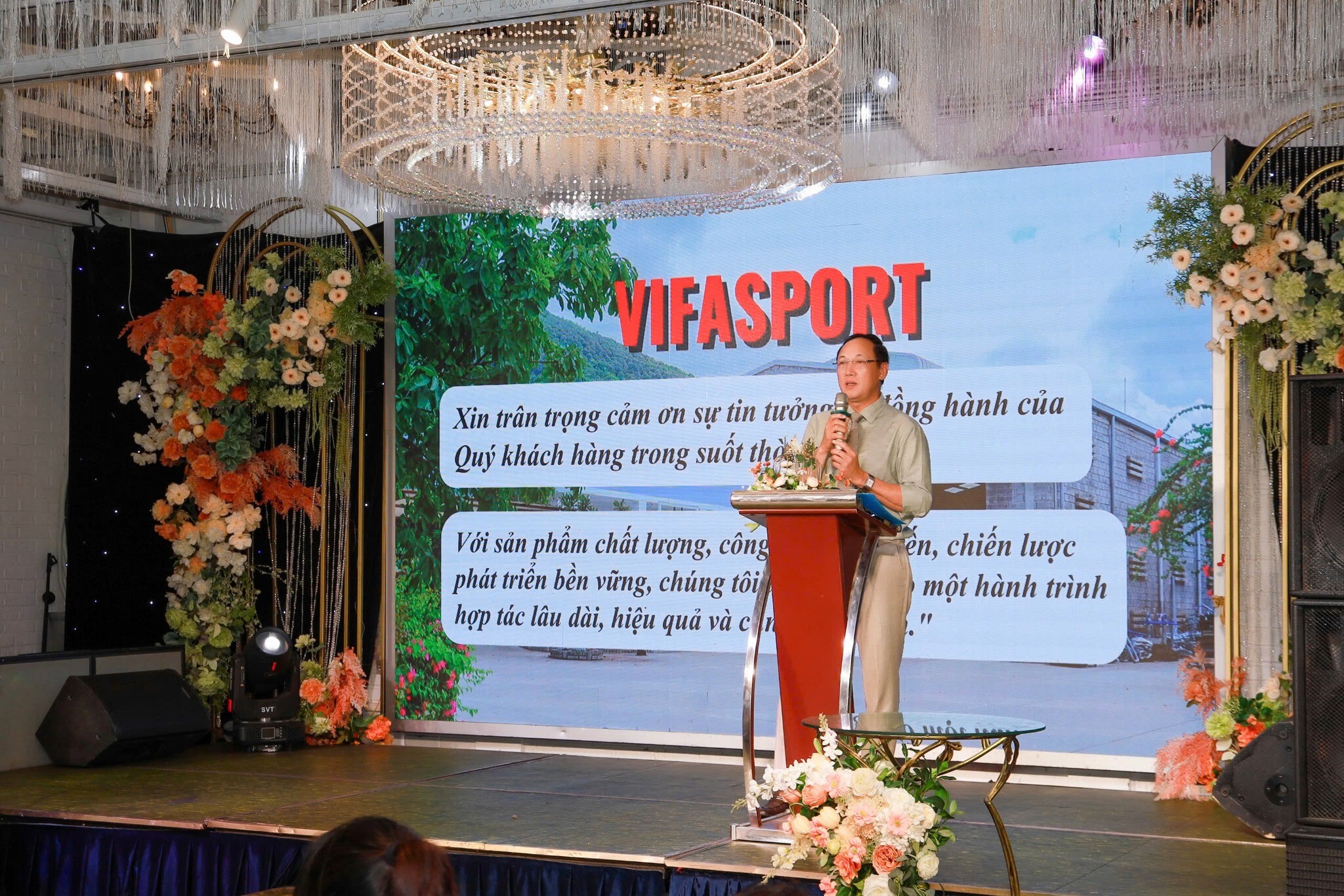 Công Ty TNHH Việt Pháp 9