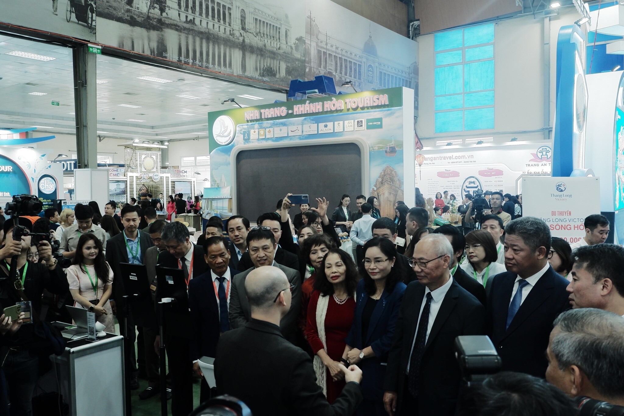 CÔNG NGHỆ EMBERA 5