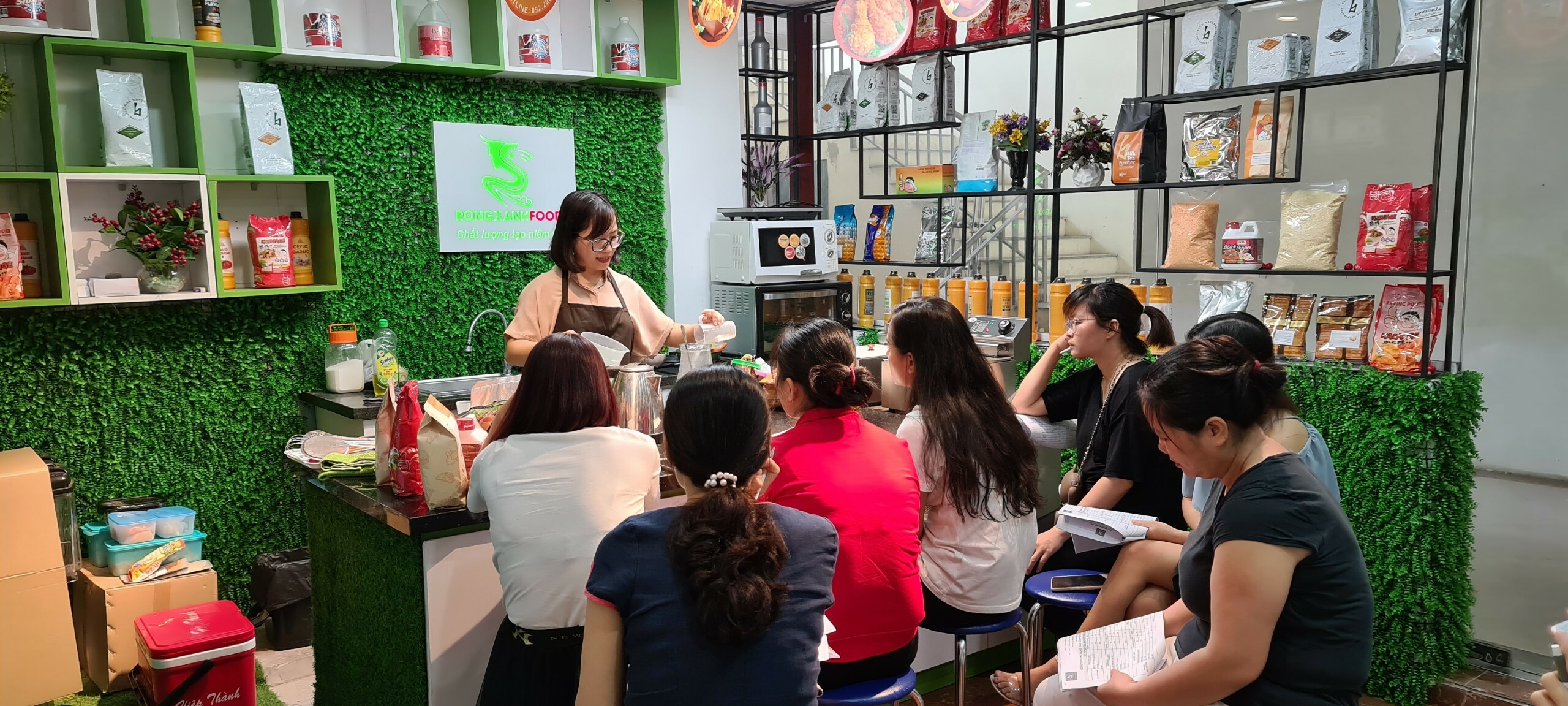 Thực phẩm Rồng Xanh 8