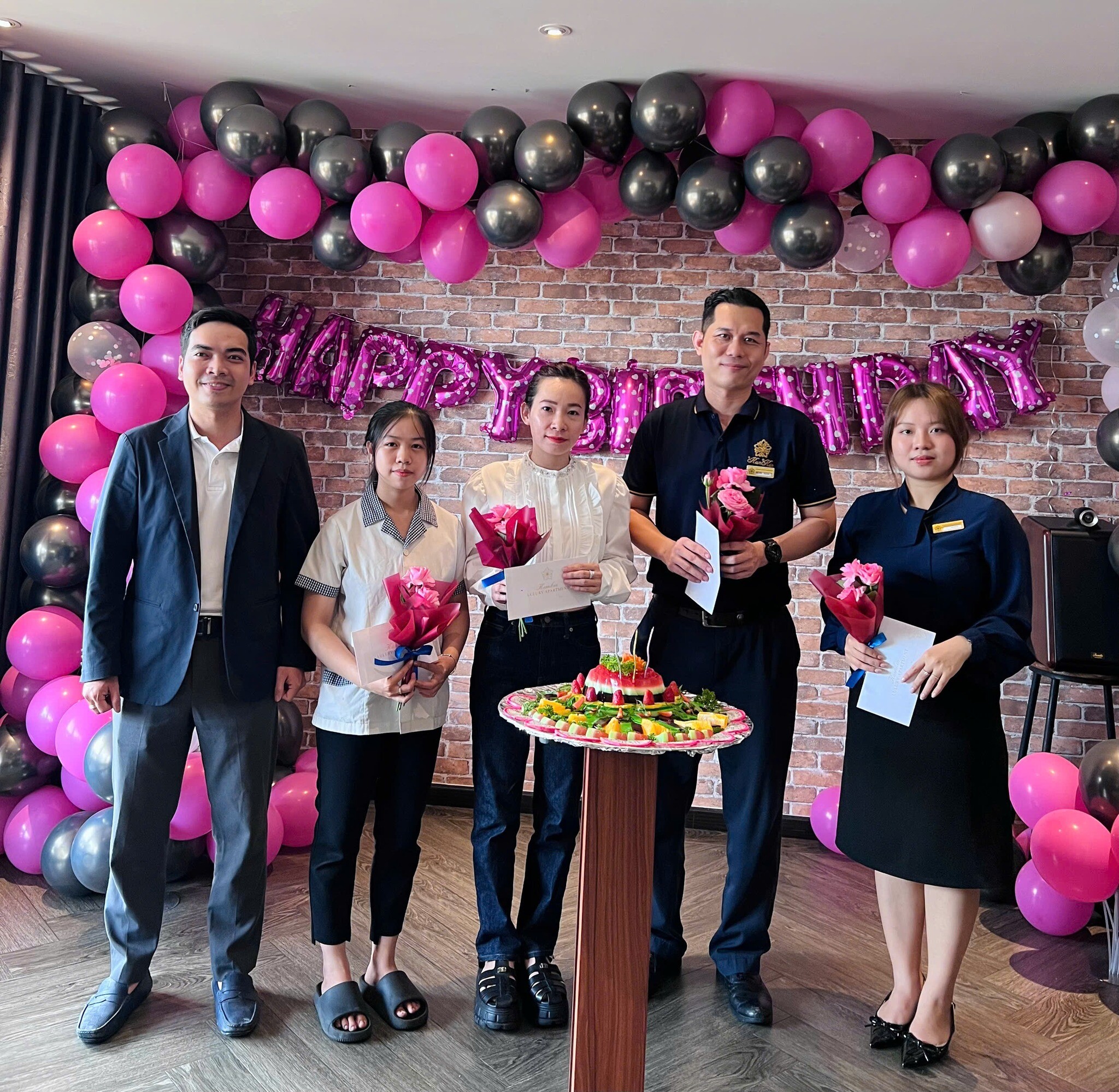 Kunkin Garden Apartment 1