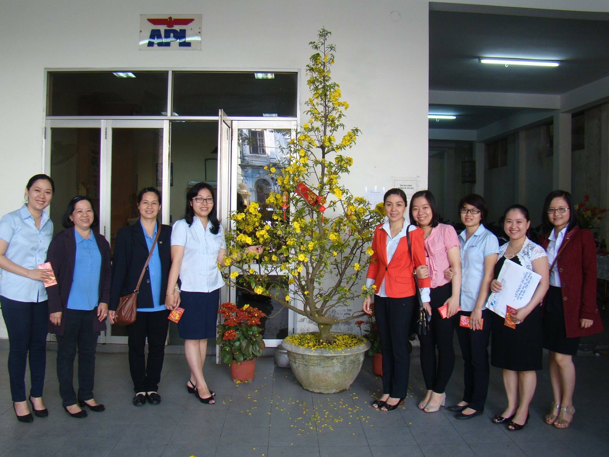 Vận tải và Thuê tàu (Vietfracht) 2