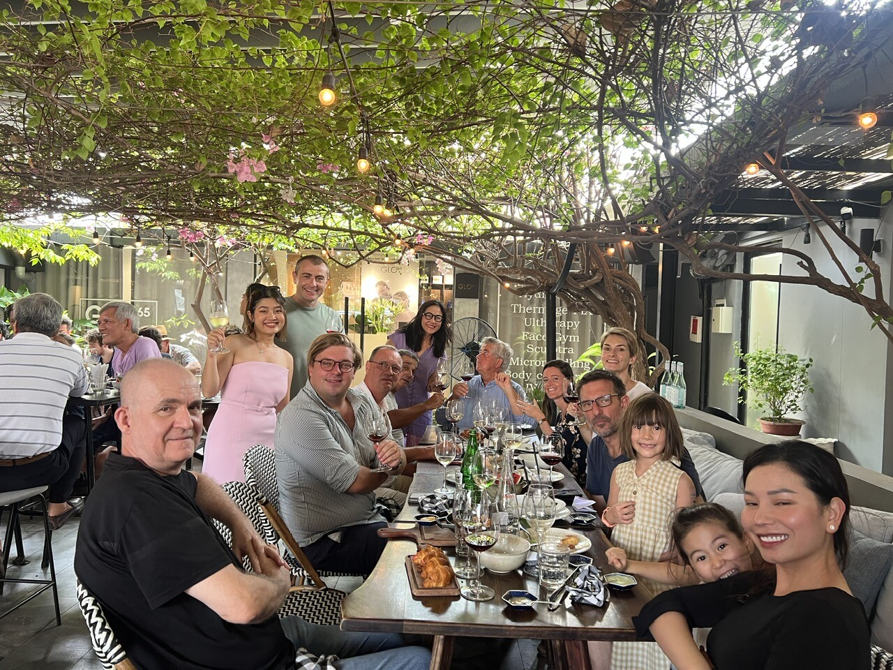 Wine Embassy Official 2