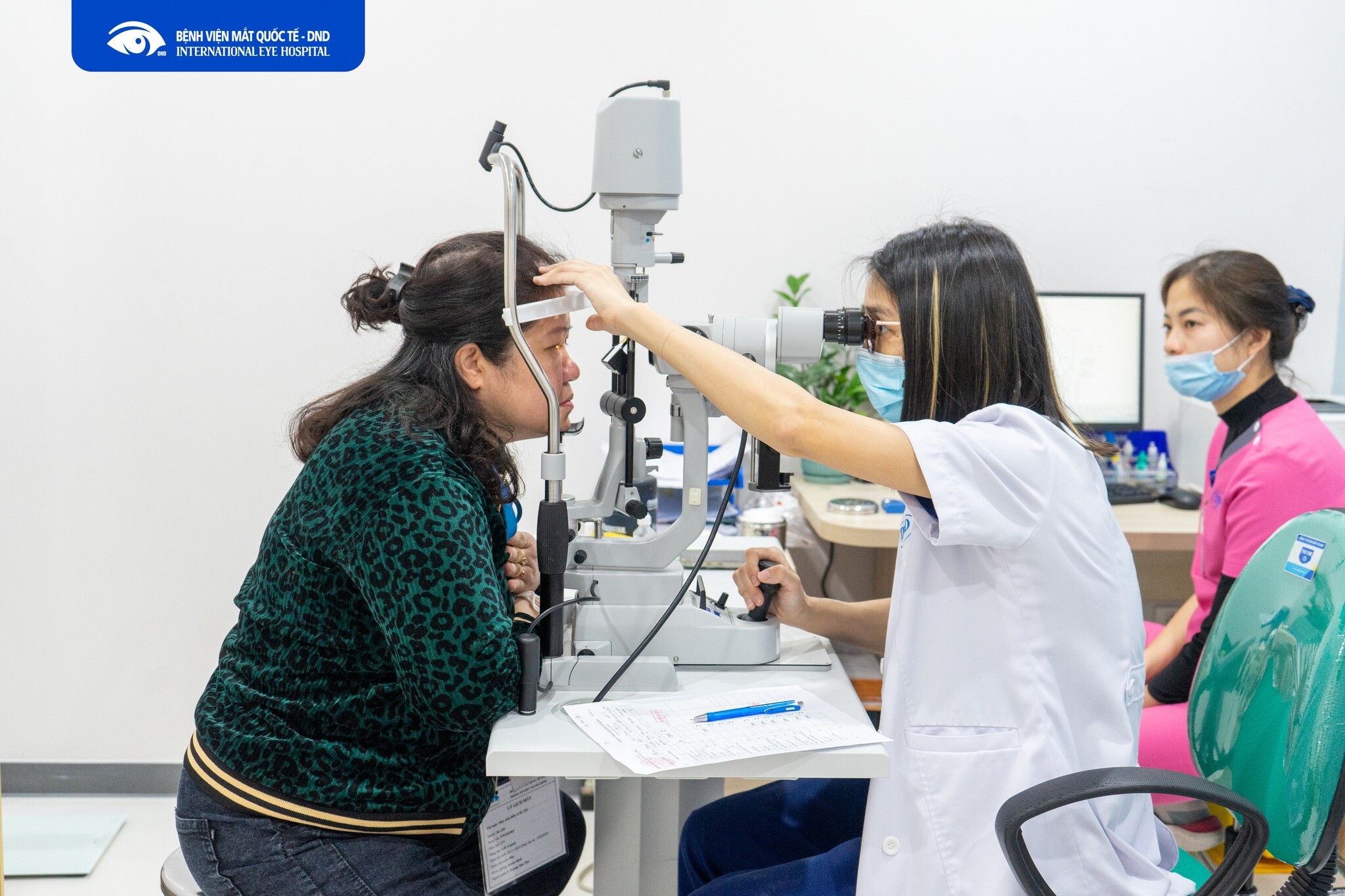 ĐẦU TƯ Y TẾ QUỐC TẾ DND-SÀI GÒN 11