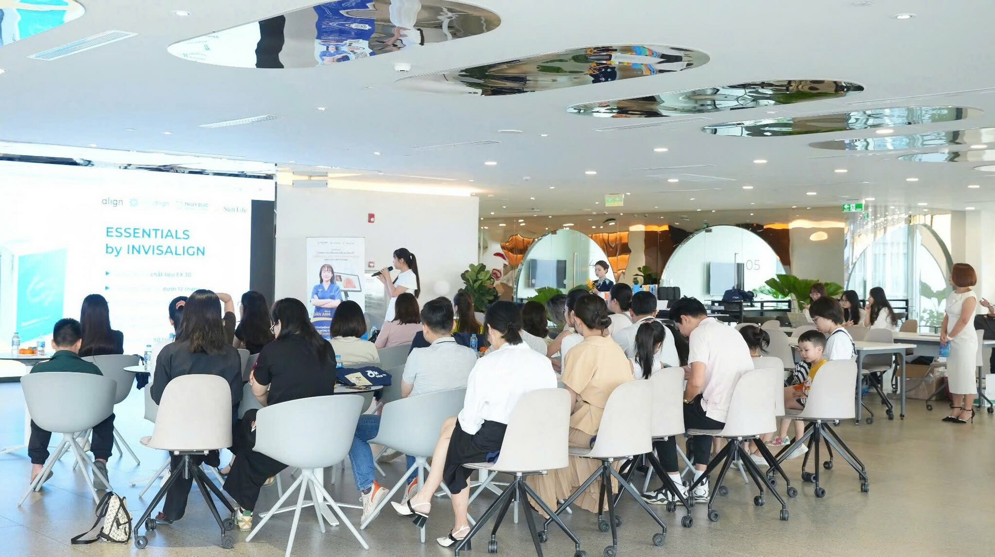 NHA KHOA THÚY ĐỨC 1