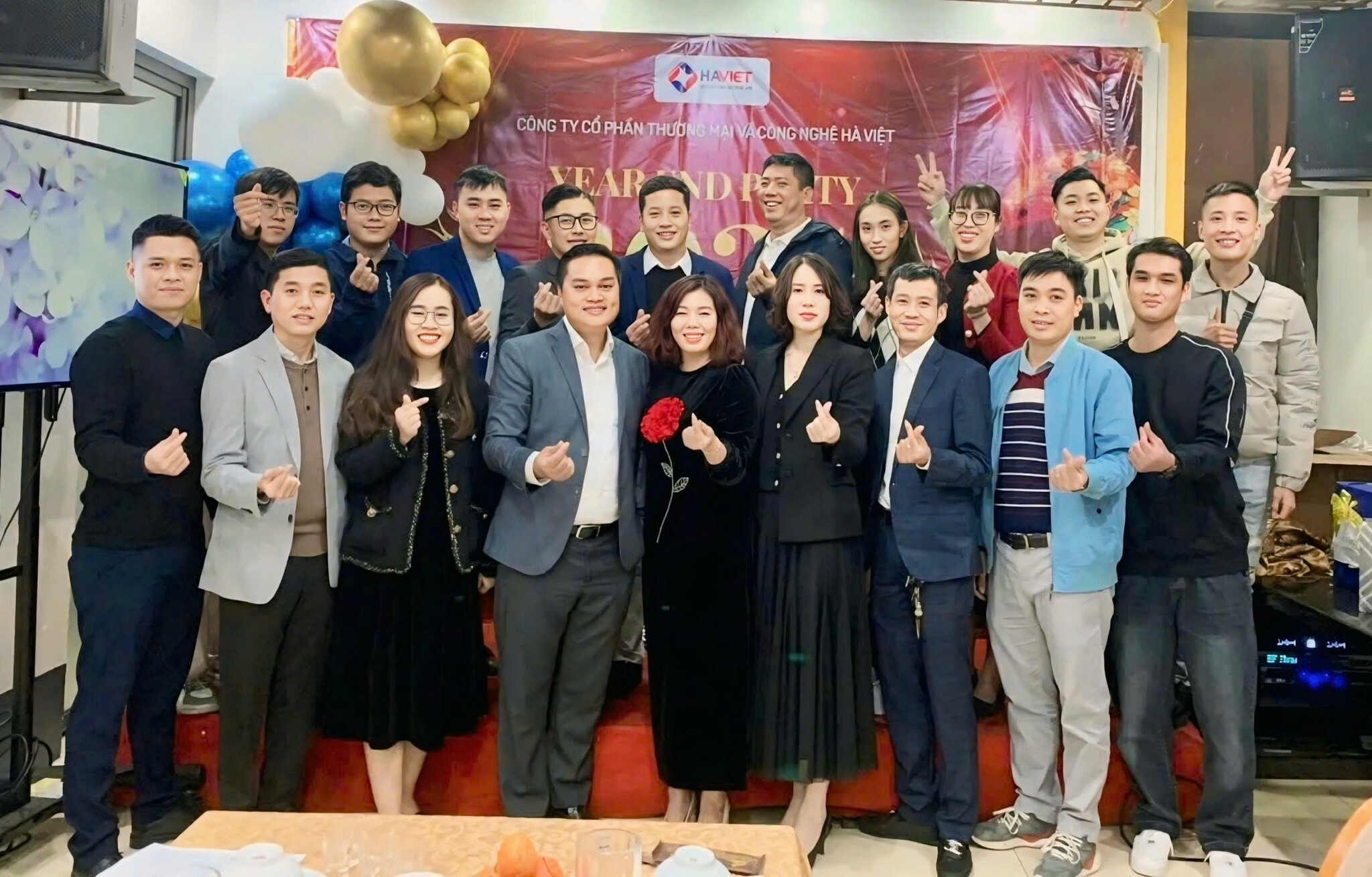 Thương Mại Và Công Nghệ Hà VIỆT 4