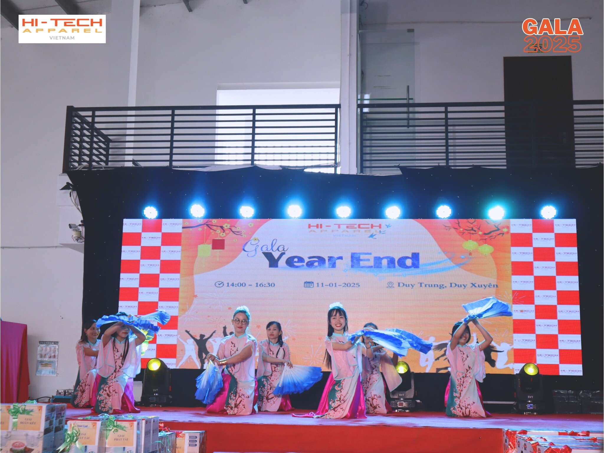 HI – TECH VIỆT NAM APPAREL 3