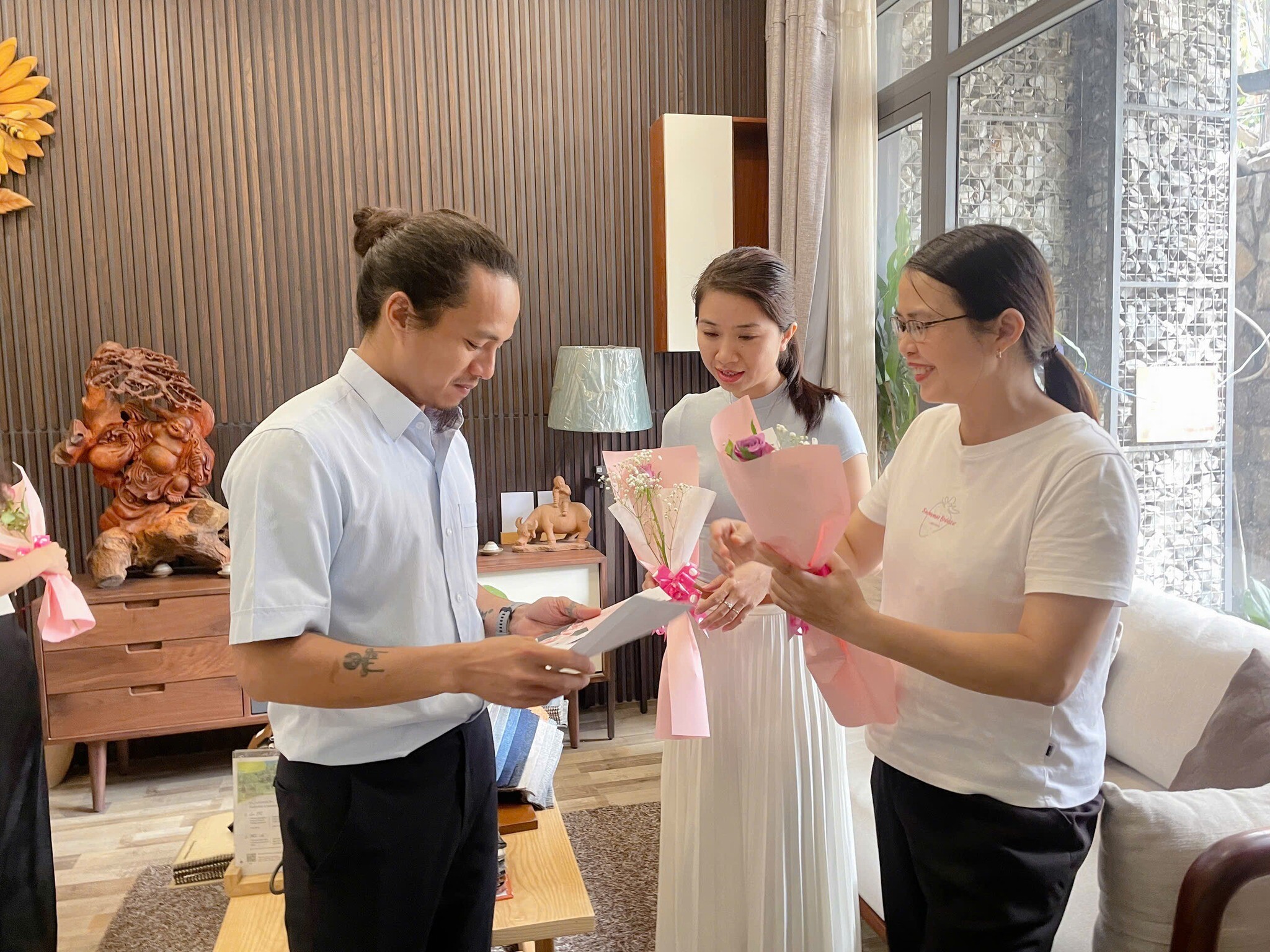 Tập đoàn Thước Tầm 9