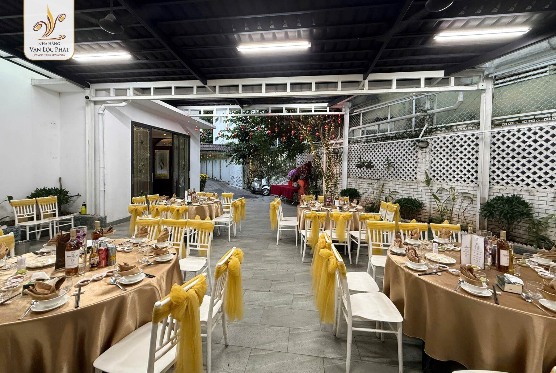 NHÀ HÀNG ẨM THỰC VẠN LỘC PHÁT 3