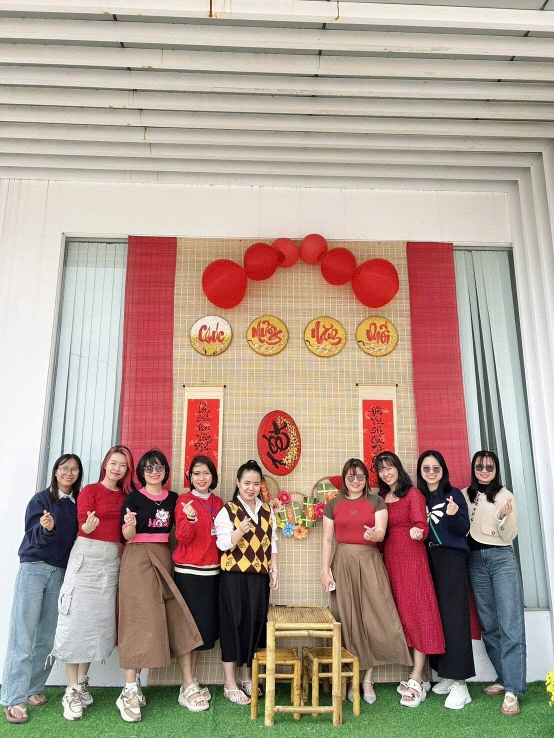 HI – TECH VIỆT NAM APPAREL 2