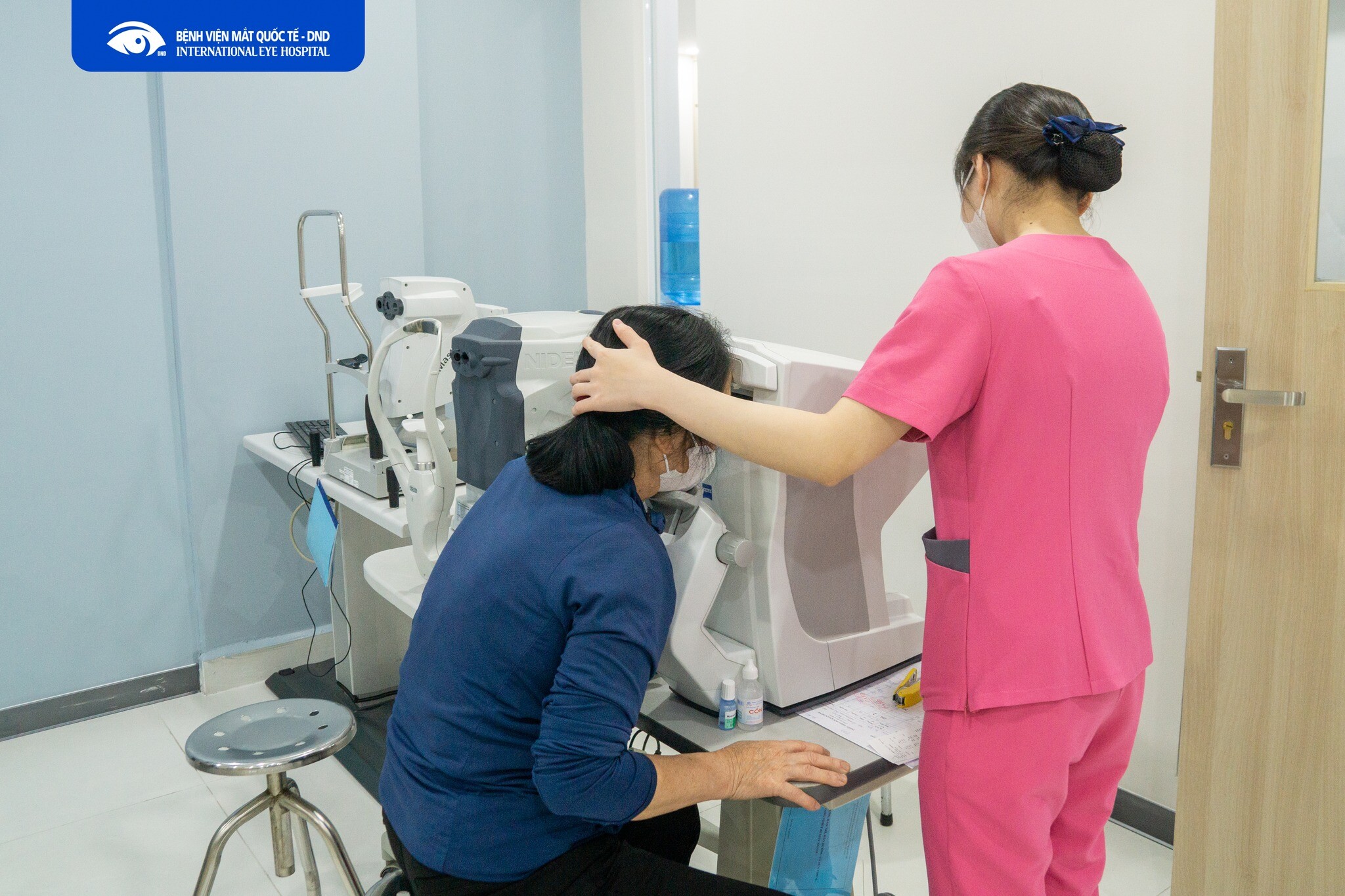 ĐẦU TƯ Y TẾ QUỐC TẾ DND-SÀI GÒN 8