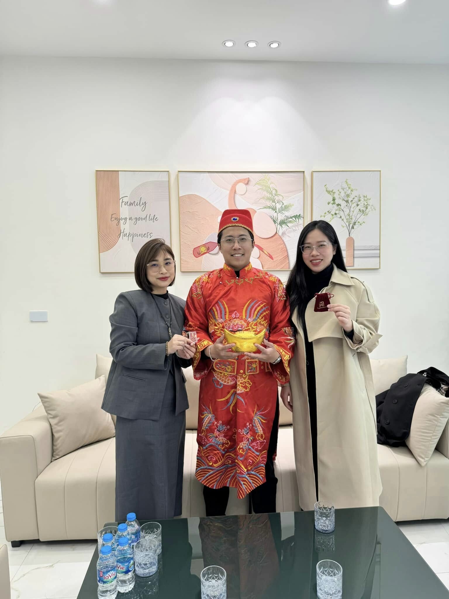 Hộ Kinh Doanh Tú Phạm - Dược Mỹ Phẩm 2