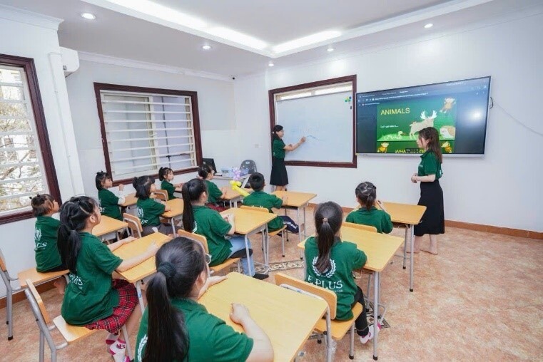 Thương Mại Và Công Nghệ Hà VIỆT 8