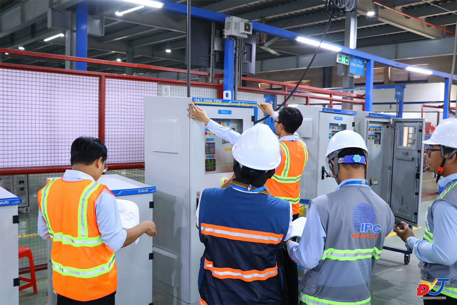 Đạt Vĩnh Tiến 11