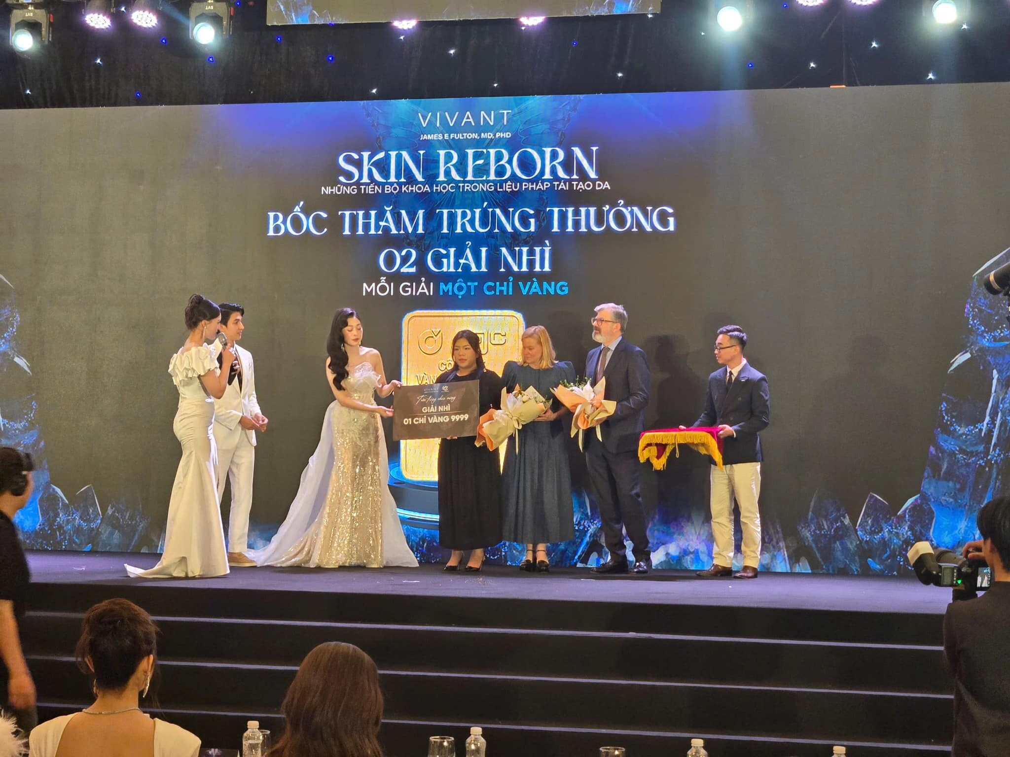 Hộ Kinh Doanh Tú Phạm - Dược Mỹ Phẩm 5