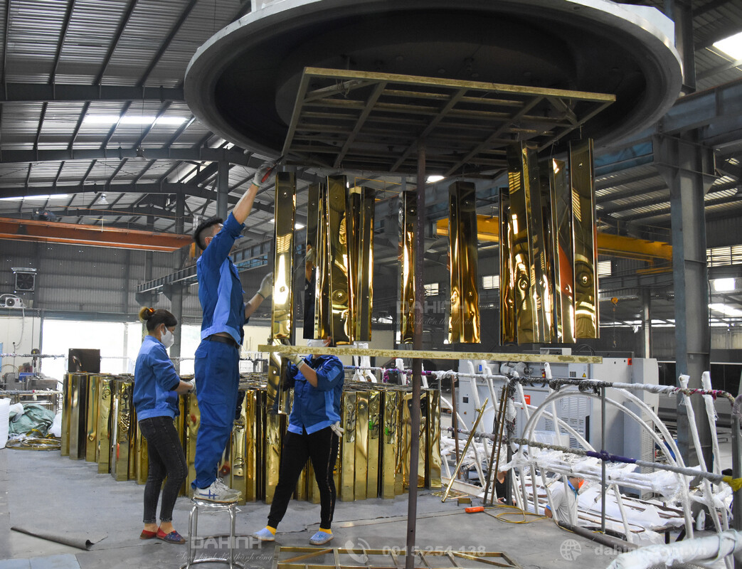 Sản xuất và thương mại Đa Hình 11