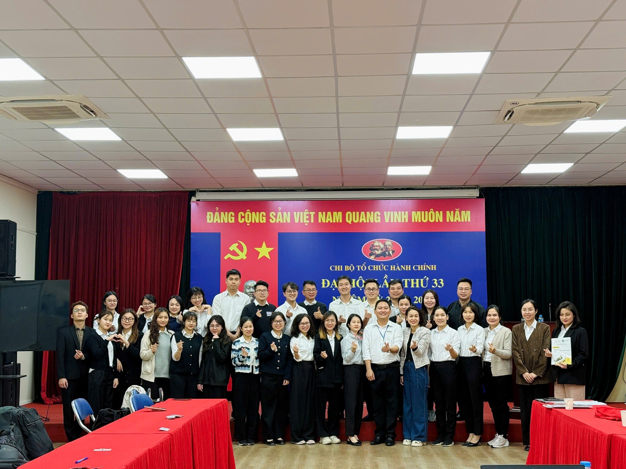 Công Ty Cổ Phần Liên Vận An Tín 15