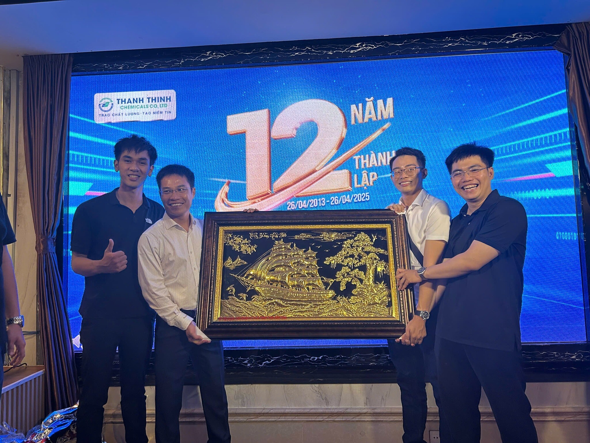 HÓA CHẤT THÀNH THỊNH 10