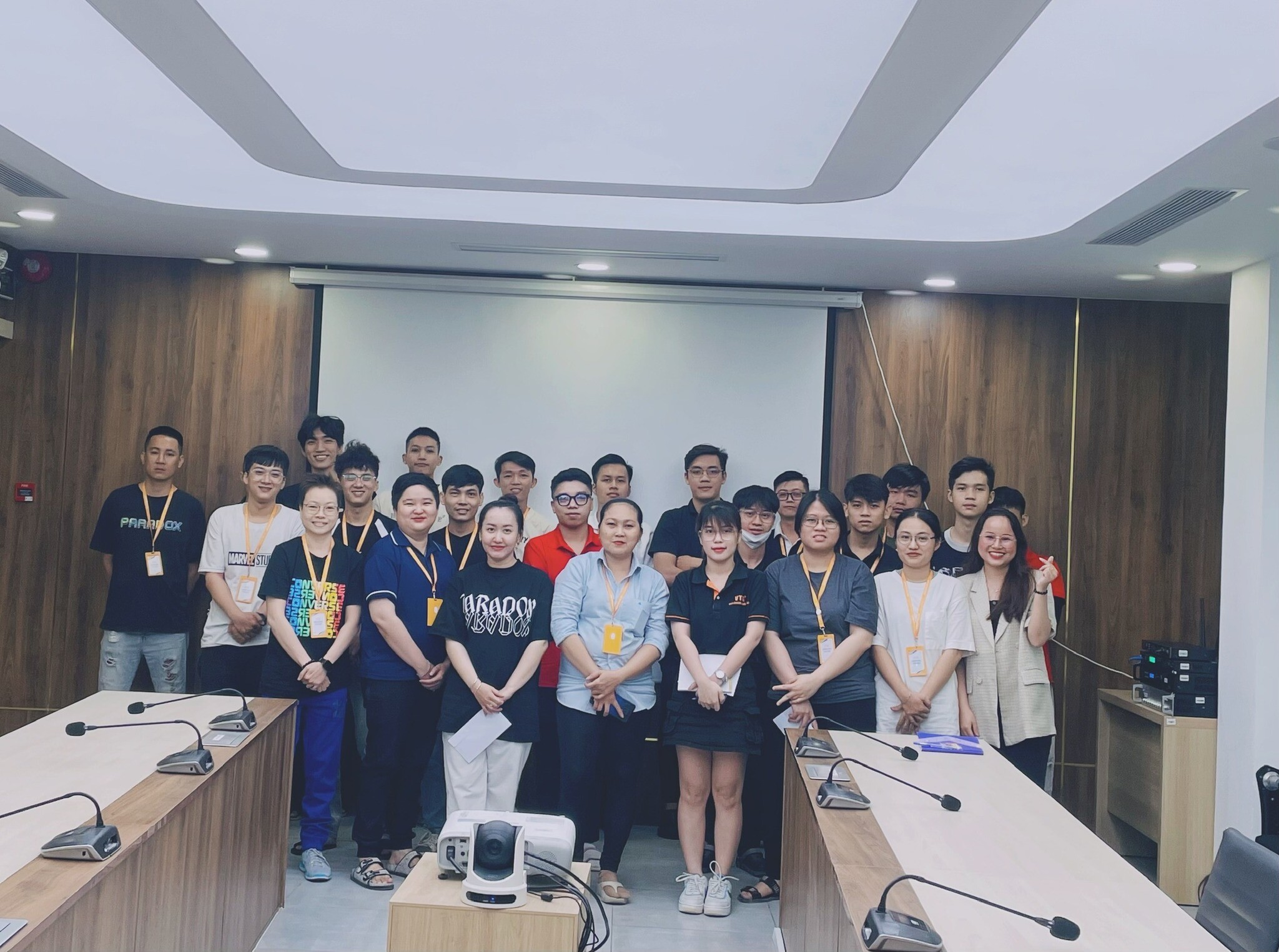 VIỆT TIÊN LAB GROUP 12