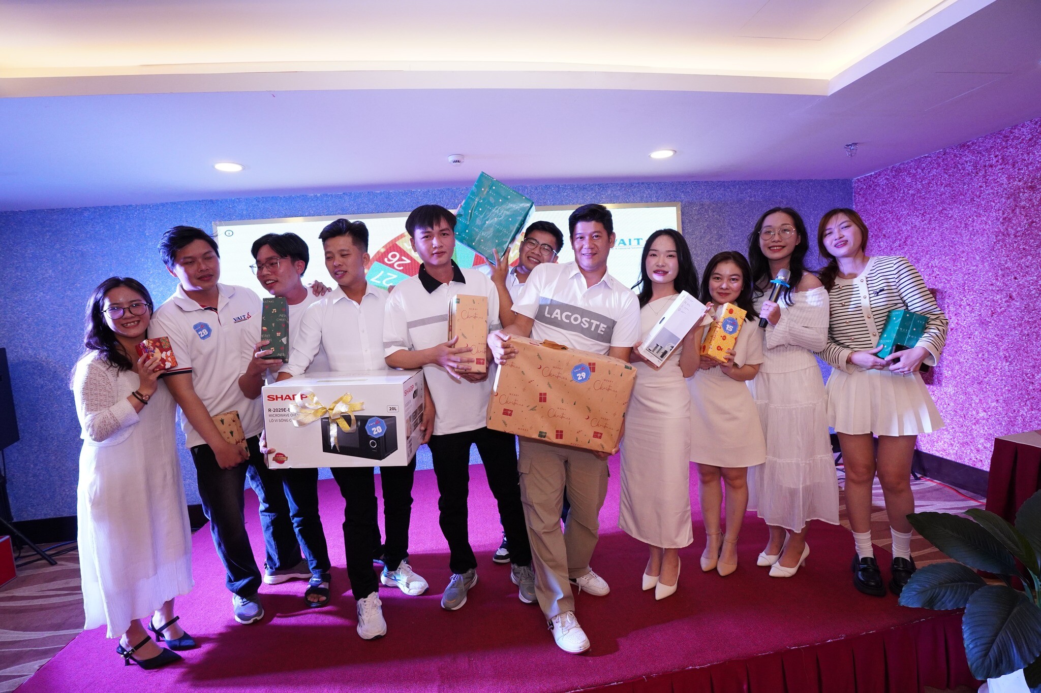 THƯƠNG MẠI - KỸ THUẬT CÔNG NGHIỆP VIỆT Á 3