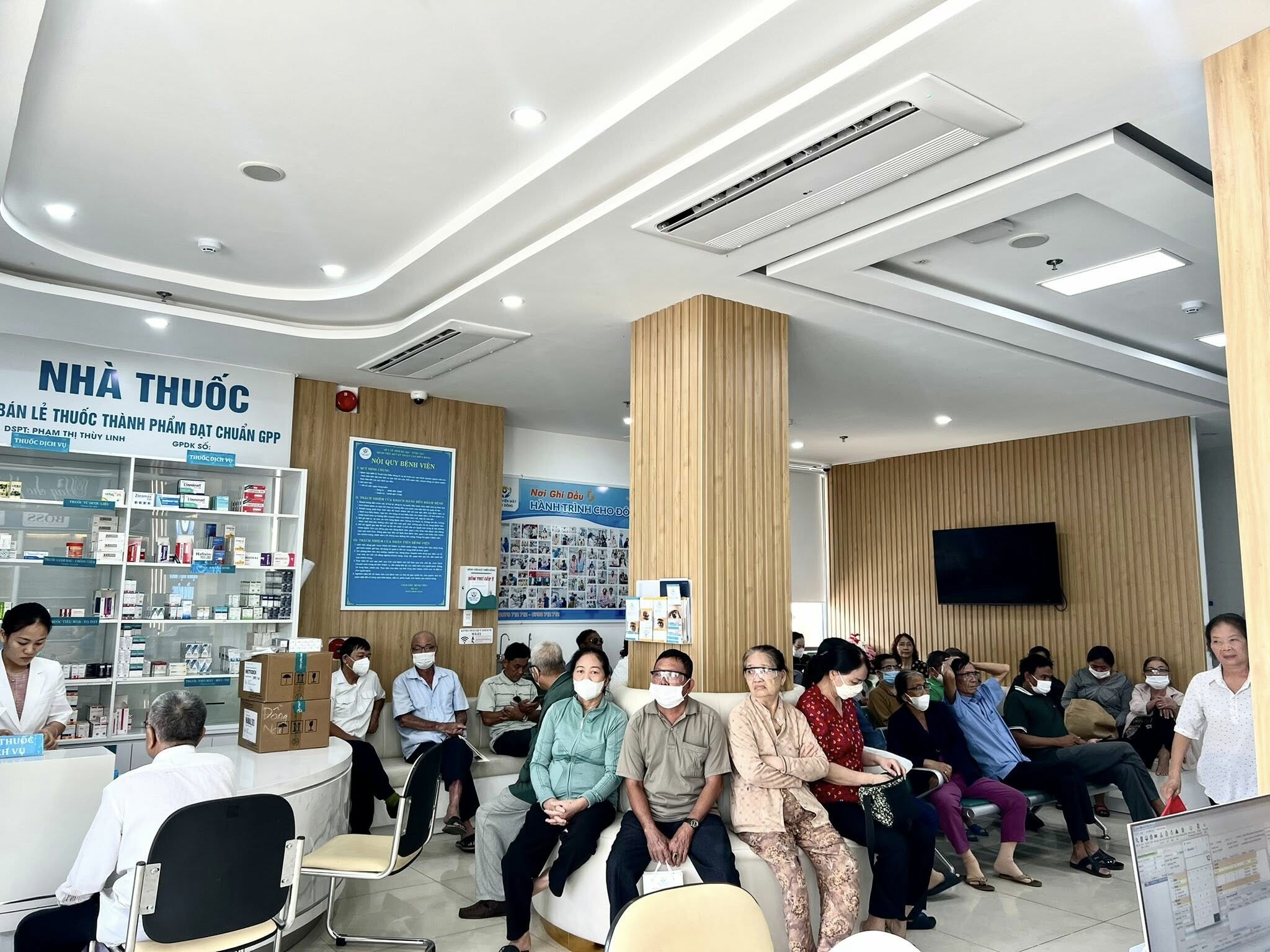 BỆNH VIỆN MẮT MIỀN ĐÔNG 10