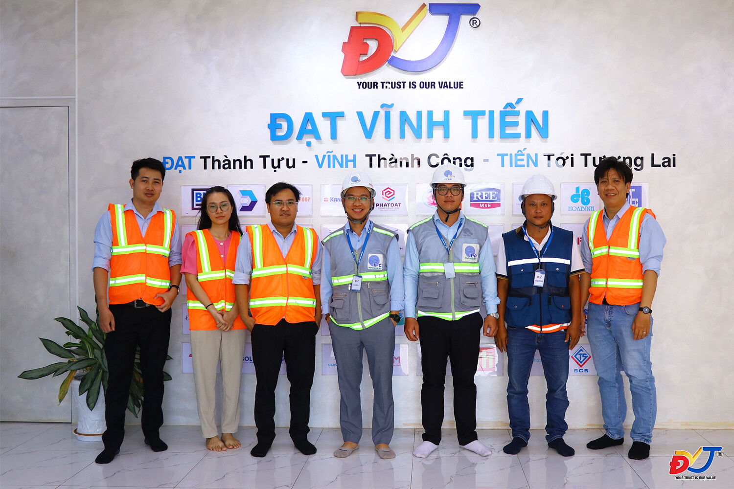 Đạt Vĩnh Tiến 10