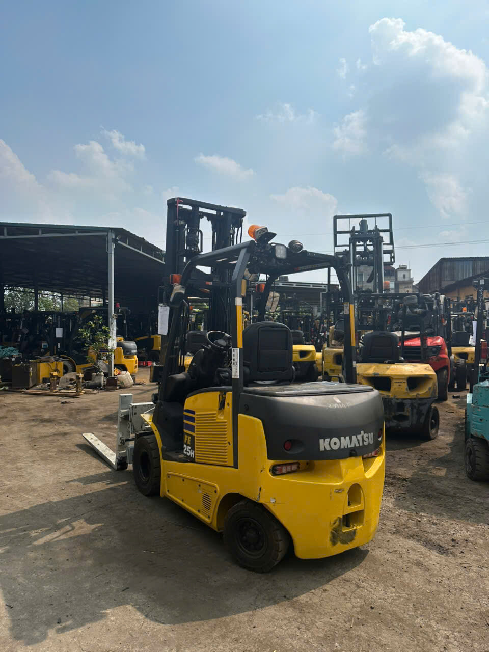 XE NÂNG PHÚC LÂM 11