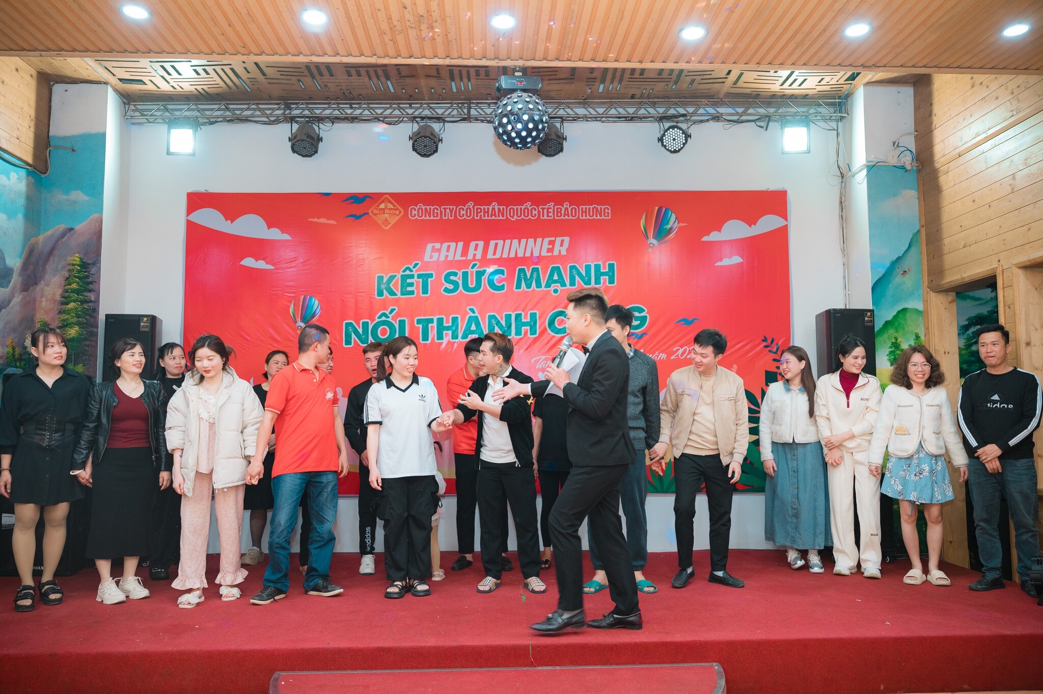 QUỐC TẾ BẢO HƯNG 3