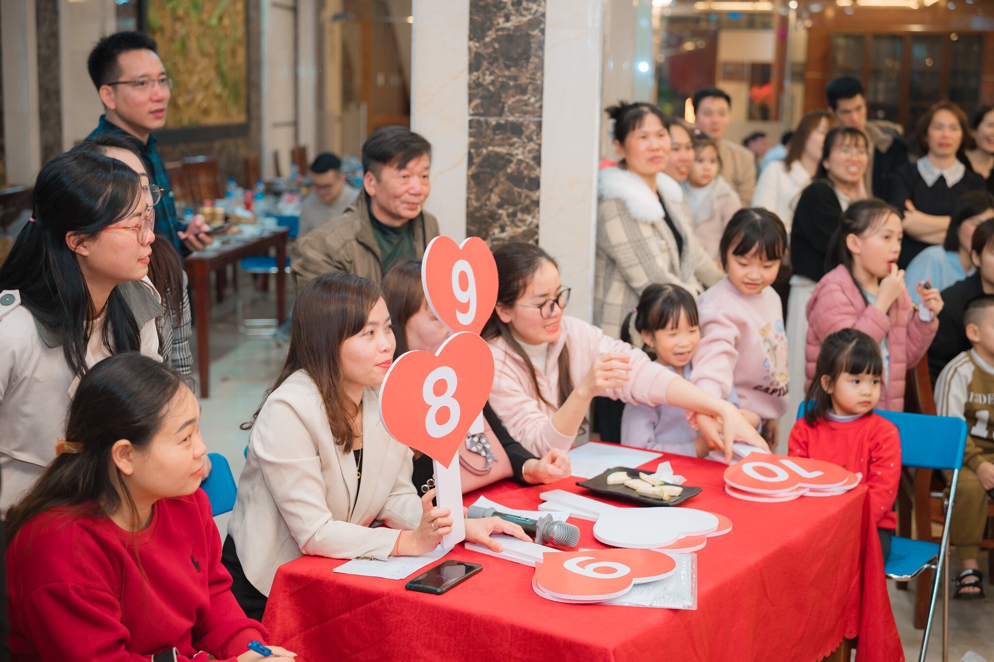 QUỐC TẾ BẢO HƯNG 8