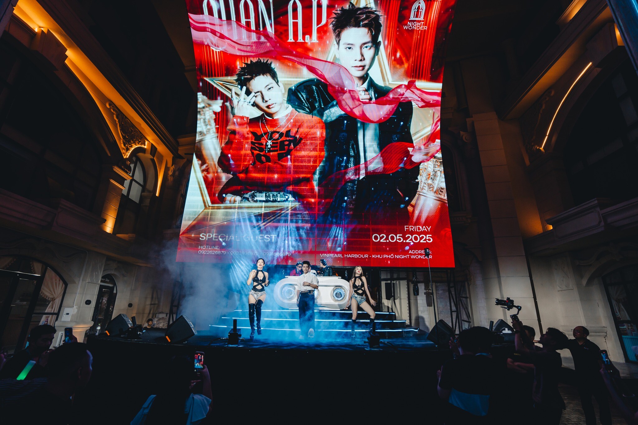 TẬP ĐOÀN NIGHT WONDER 2