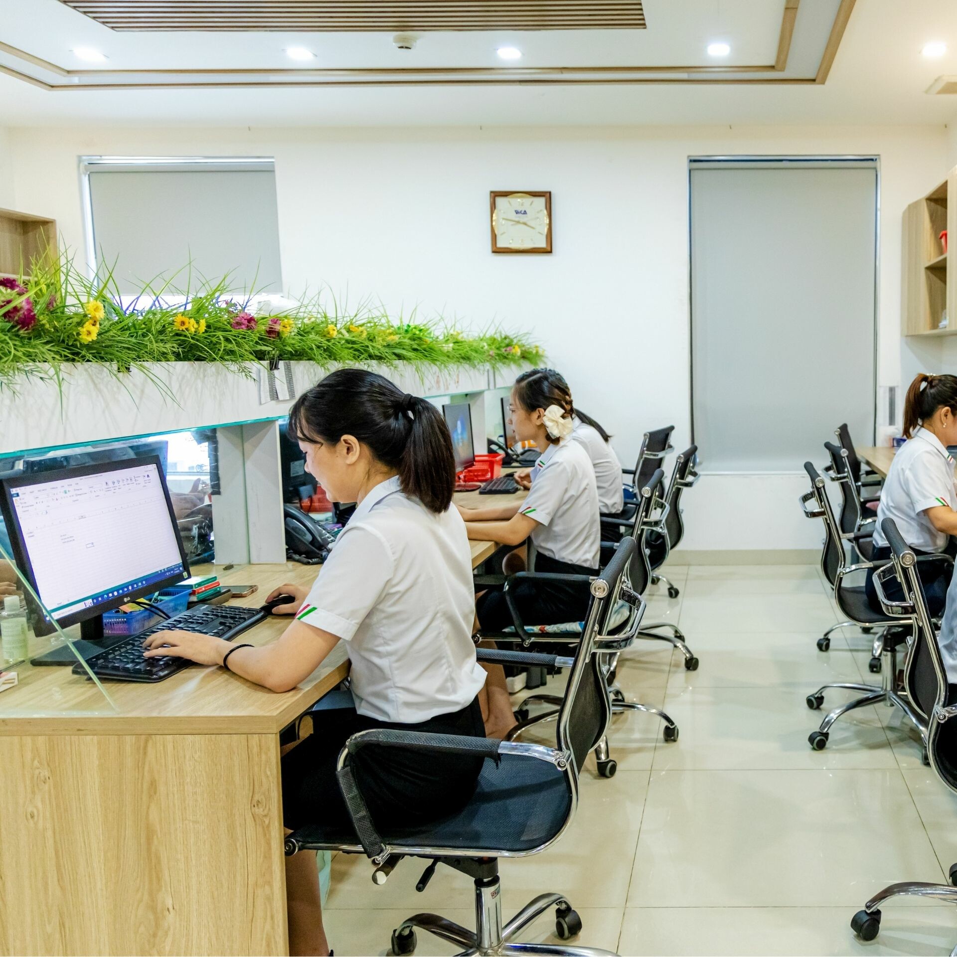 Tư Vấn Quản Lý Doanh Nghiệp EMC 5