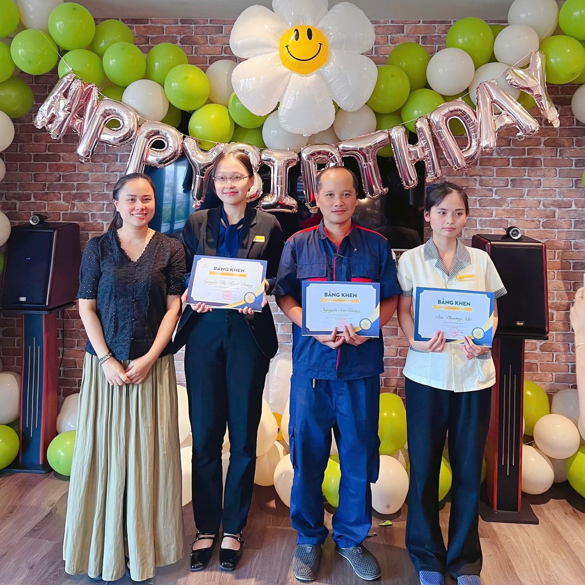 Kunkin Garden Apartment 8