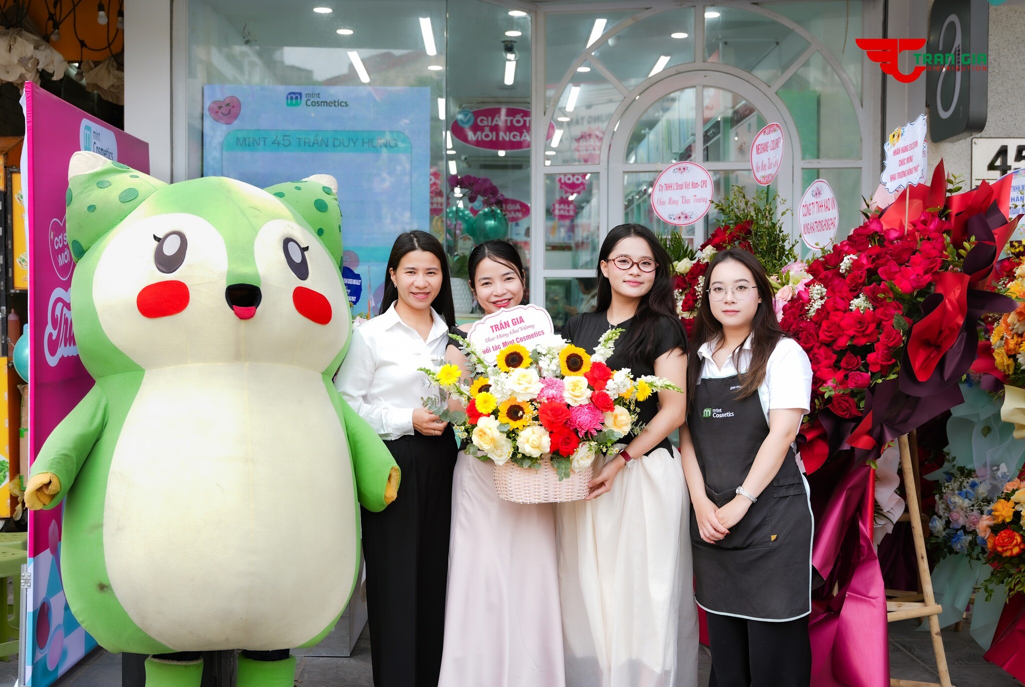 Phát Triển Thương Mại Trần Gia 13