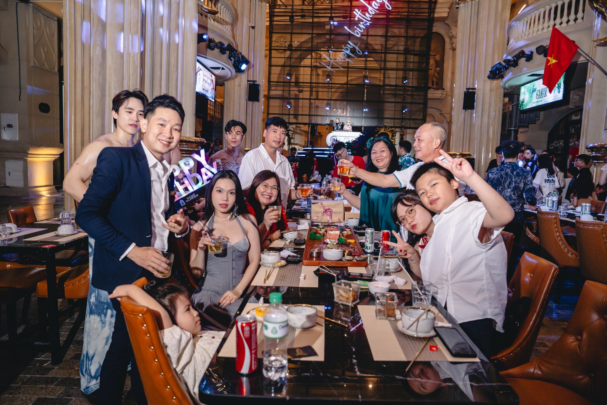 TẬP ĐOÀN NIGHT WONDER 5