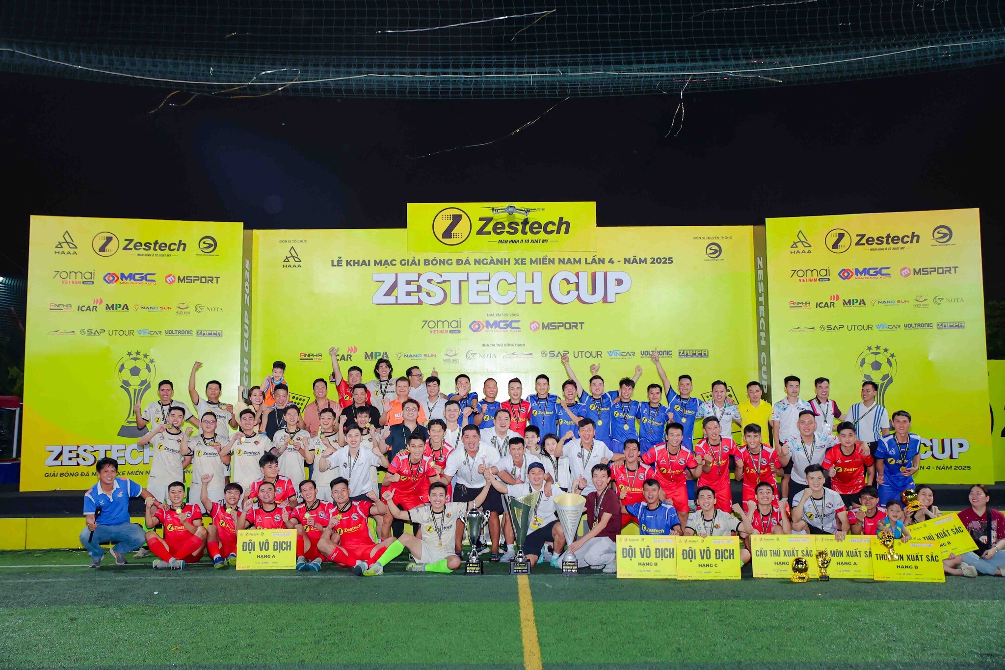 Thương Mại Xuất Nhập Khẩu Nội Thất Ô tô Quang Minh 8