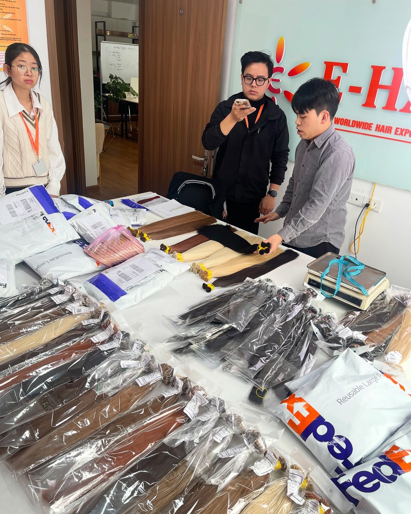 XUẤT NHẬP KHẨU E-HAIR VIETNAM 9