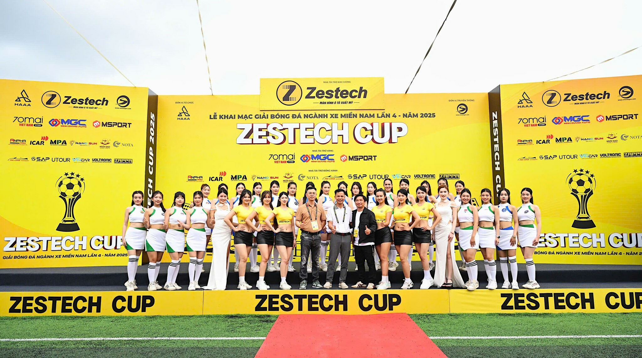 Thương Mại Xuất Nhập Khẩu Nội Thất Ô tô Quang Minh 11