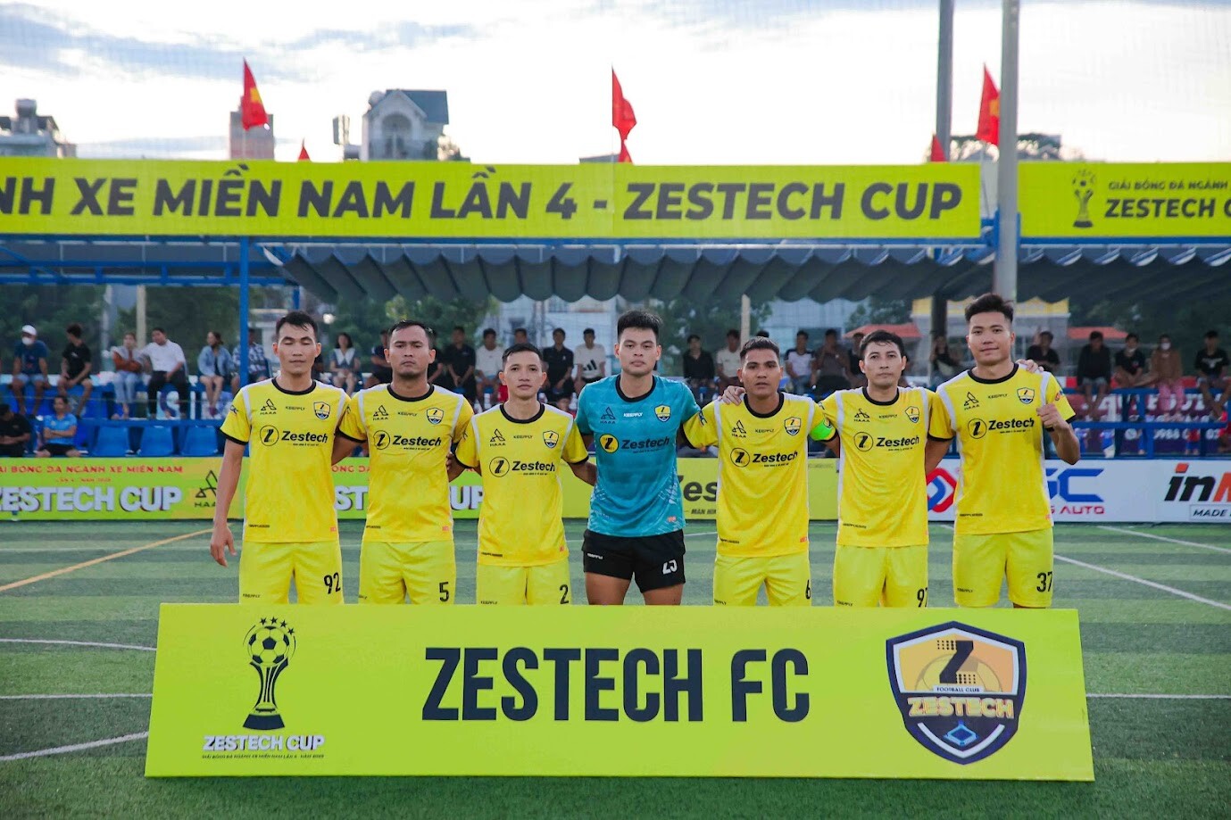 Thương Mại Xuất Nhập Khẩu Nội Thất Ô tô Quang Minh 6