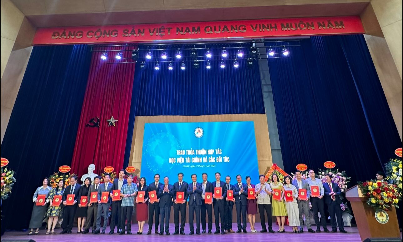 DOANH NGHIỆP XÃ HỘI HR COMPANION 7