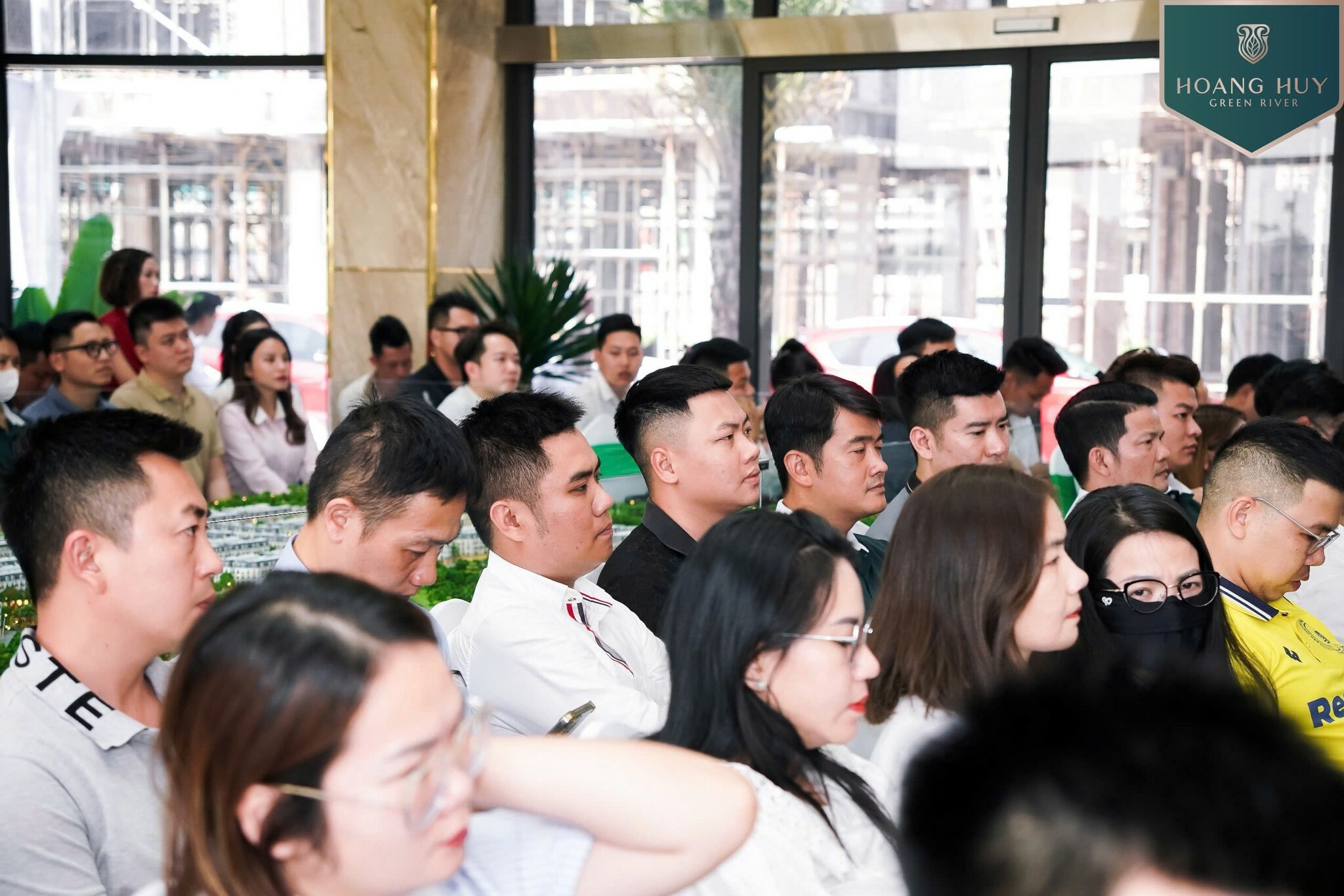 Bất động sản và Dịch vụ Tiếp vận Bách Tín 1